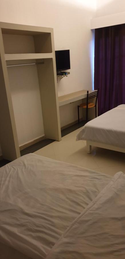 Hotel Privilege Bir El Djir Εξωτερικό φωτογραφία