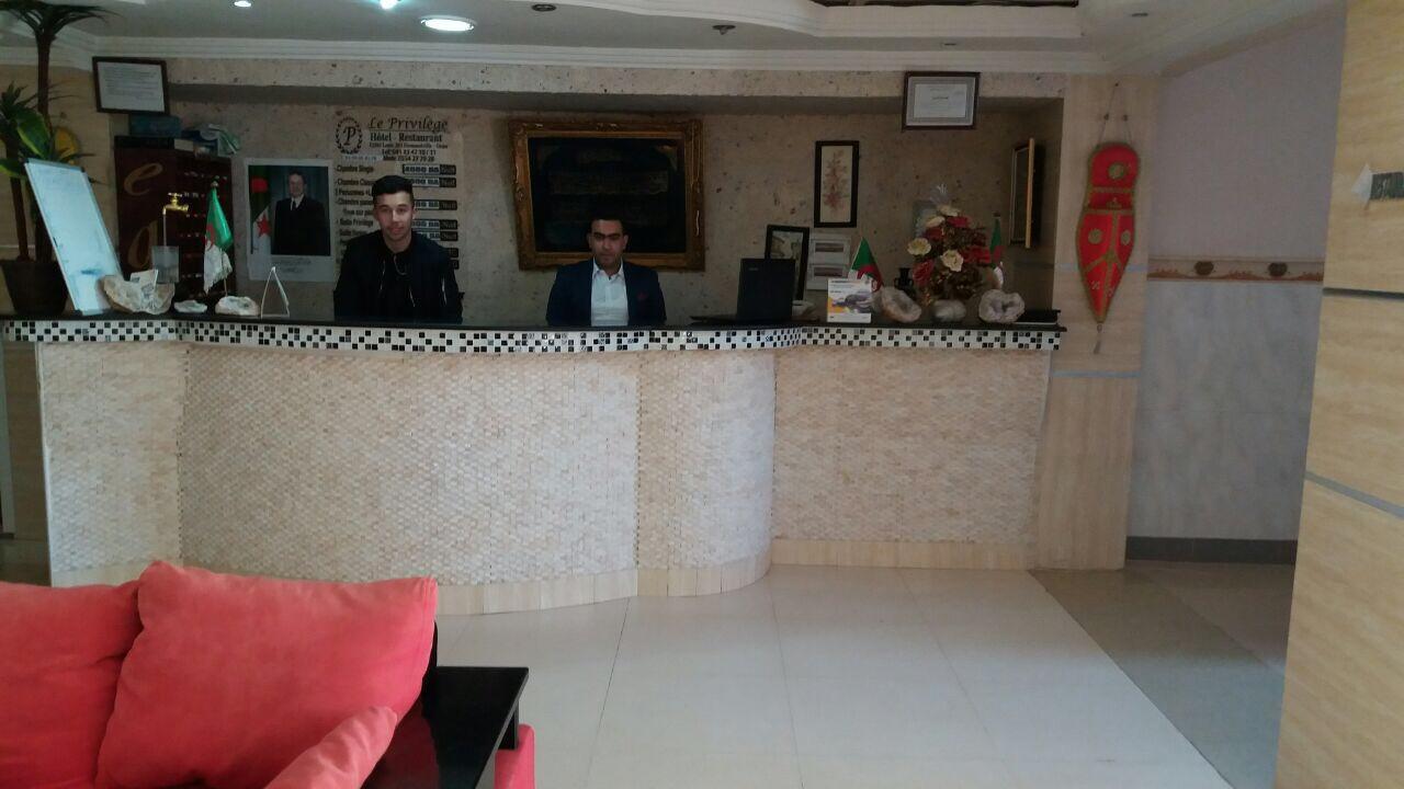 Hotel Privilege Bir El Djir Εξωτερικό φωτογραφία